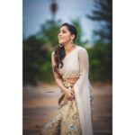 Rashmi Gautam Instagram – Thankyou so much @samathachowdari for this beautiful  outfit one of my favourites I must say 
 @sandeepgudalaphotography for the beautiful captures 📸
💄 makeup by @venu_makeupandhair 
#lifeismagical #rashmigautam