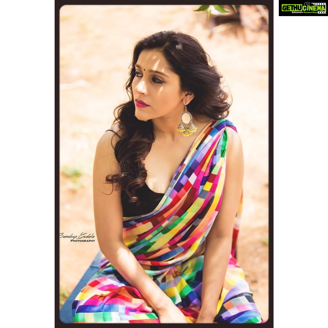 Rashmi Gautam Instagram - #lifeismagical #rashmigautam 🌈🌈🌈🌈