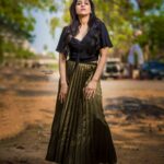 Rashmi Gautam Instagram - P.c 📸📸📸📸 @sandeepgudalaphotography 🖤💚🖤💚Outfit by @sujisrin.collection #RashmiGautam