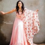 Rashmi Gautam Instagram - These pics were clicked rite before I decided to take a month long vacation, seems like just the thought to taking a family vacation made me so happy So here’s another toothy 😃 smile for you all Thanks 🙏 @sandeepgudalaphotography and @chandraandvamsistudio for making my this beautiful outfit out and out reflecting my mood thru those colours #smilemore #takeabreak #onelife