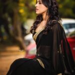 Rashmi Gautam Instagram - 📸 @sandeepgudalaphotography 🖤🥻 @sleekchiccouture_official