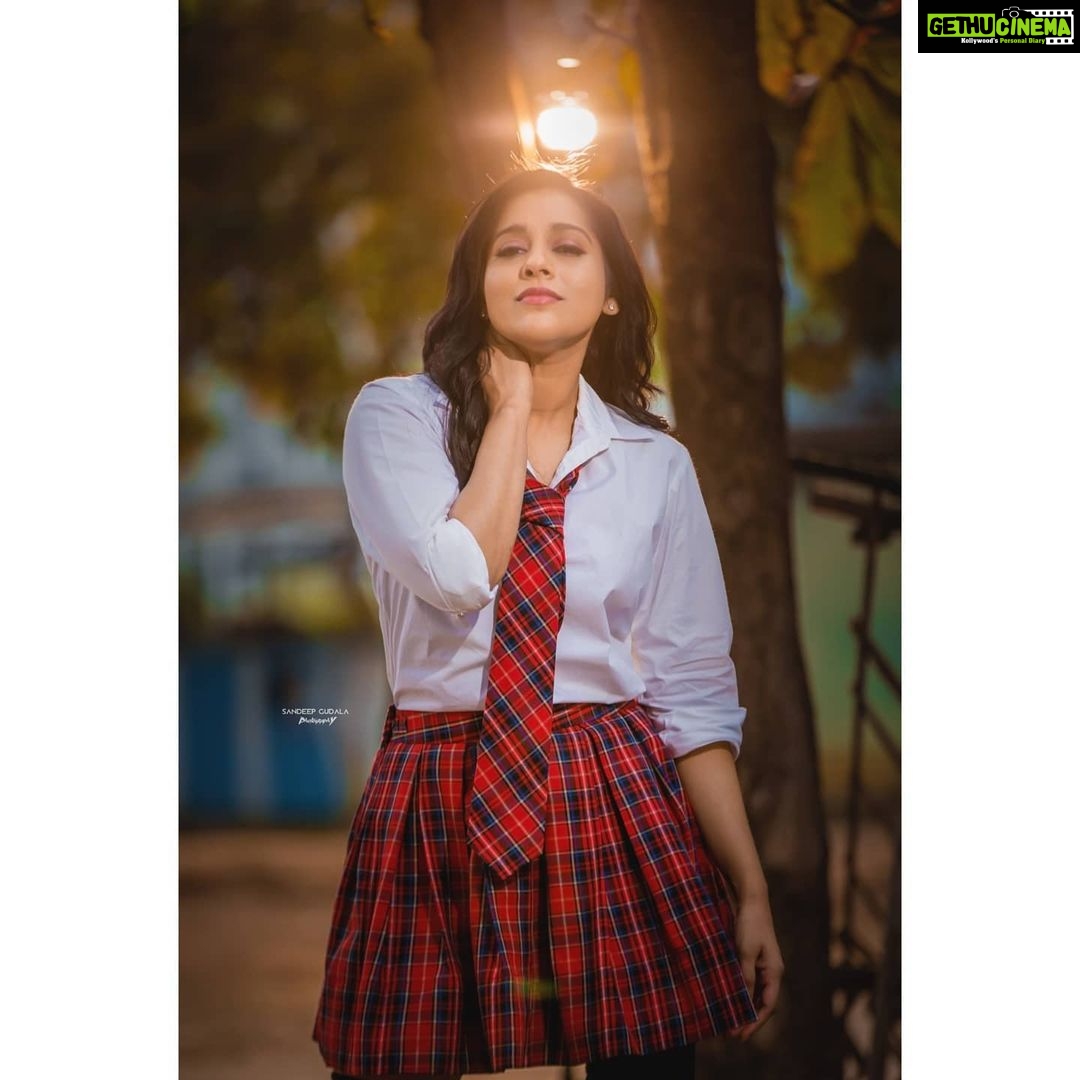 Rashmi Gautam Instagram - Outfit curated by @varahi_couture P.c @sandeepgudalaphotography
