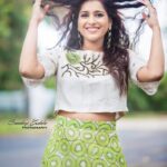 Rashmi Gautam Instagram – There are 193 species of monkeys and apes, 192 of them are covered with hair. The exception is a naked ape self named HOMO SAPIENS 😆😆😆
#whatwegothruforbeauty