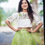 Rashmi Gautam Instagram - Well weekend is here What plans 😈 #NaughtyMode onnnn 😈😈😈 Pic 📷📷 @sandeepgudalaphotography