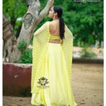 Rashmi Gautam Instagram – Outfit by 👗 @duta_couture 
For today’s episode of #extrajabardasth 📷 by @sravan_goud8981 
#yellow #indianwear #lehngacholi