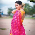Rashmi Gautam Instagram - Outfit by @varahi_couture Pic by @verendar_photography #Gajara #festivelook #RashmiGautam #brocade #indianwearlove