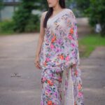 Rashmi Gautam Instagram – P.c  @verendar_photography 

#RashmiGautam #floralmagic #whitesandlights