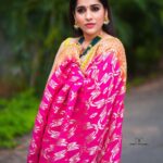 Rashmi Gautam Instagram – P.c @verendar_photography 
Outfit @shrutiigclothing 
Neck set @sujisrin.collection

#dusherra #vijaydasami #rashmigautam #RashmiGautam