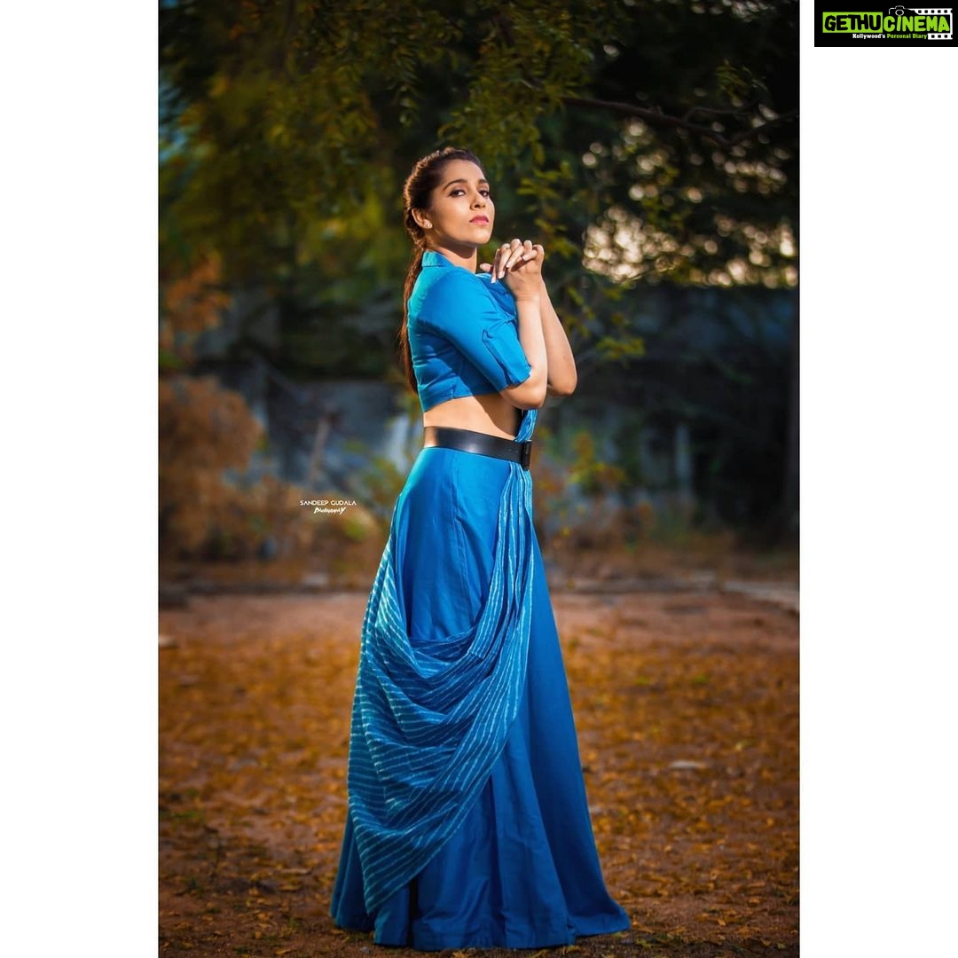 Rashmi Gautam Instagram - Oitfit by @supriya.badabagni 💙💙💙💙