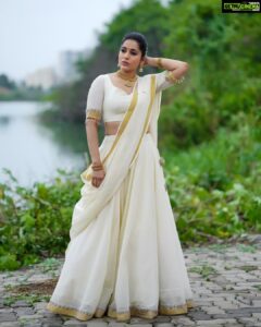 Rashmi Gautam Instagram - Outfit by @starrydreamsofficial by SHAMA 
P.C @nagraphyofficial
#RashmiGautam #rashmigautam