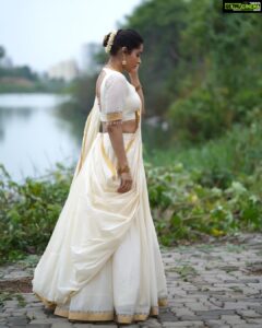 Rashmi Gautam Instagram - Outfit by @starrydreamsofficial by SHAMA 
P.C @nagraphyofficial
#RashmiGautam #rashmigautam