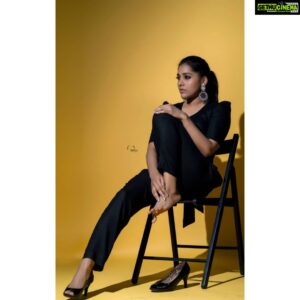 Rashmi Gautam Instagram - Outfit @varahi_couture 🖤🖤🖤🖤🖤
P.c @v_capturesphotography📸📸📸📸📸📸

#RashmiGautam
