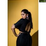 Rashmi Gautam Instagram - Outfit @varahi_couture 🖤🖤🖤🖤🖤 P.c @v_capturesphotography📸📸📸📸📸📸 #RashmiGautam