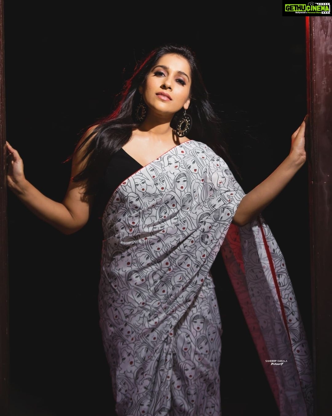 Rashmi Gautam Instagram - 📸 @sandeepgudalaphotography Outfit @duta_couture