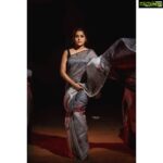 Rashmi Gautam Instagram - 📸 @sandeepgudalaphotography Saree @linenhousestore