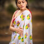 Rashmi Gautam Instagram - Owl print saree by @shrutiigclothing 🦉🦉🦉🦉🦉🦉🦉🦉🦉🦉🦉🦉 Pic @sandeepgudalaphotography 📸📸📸📸📸