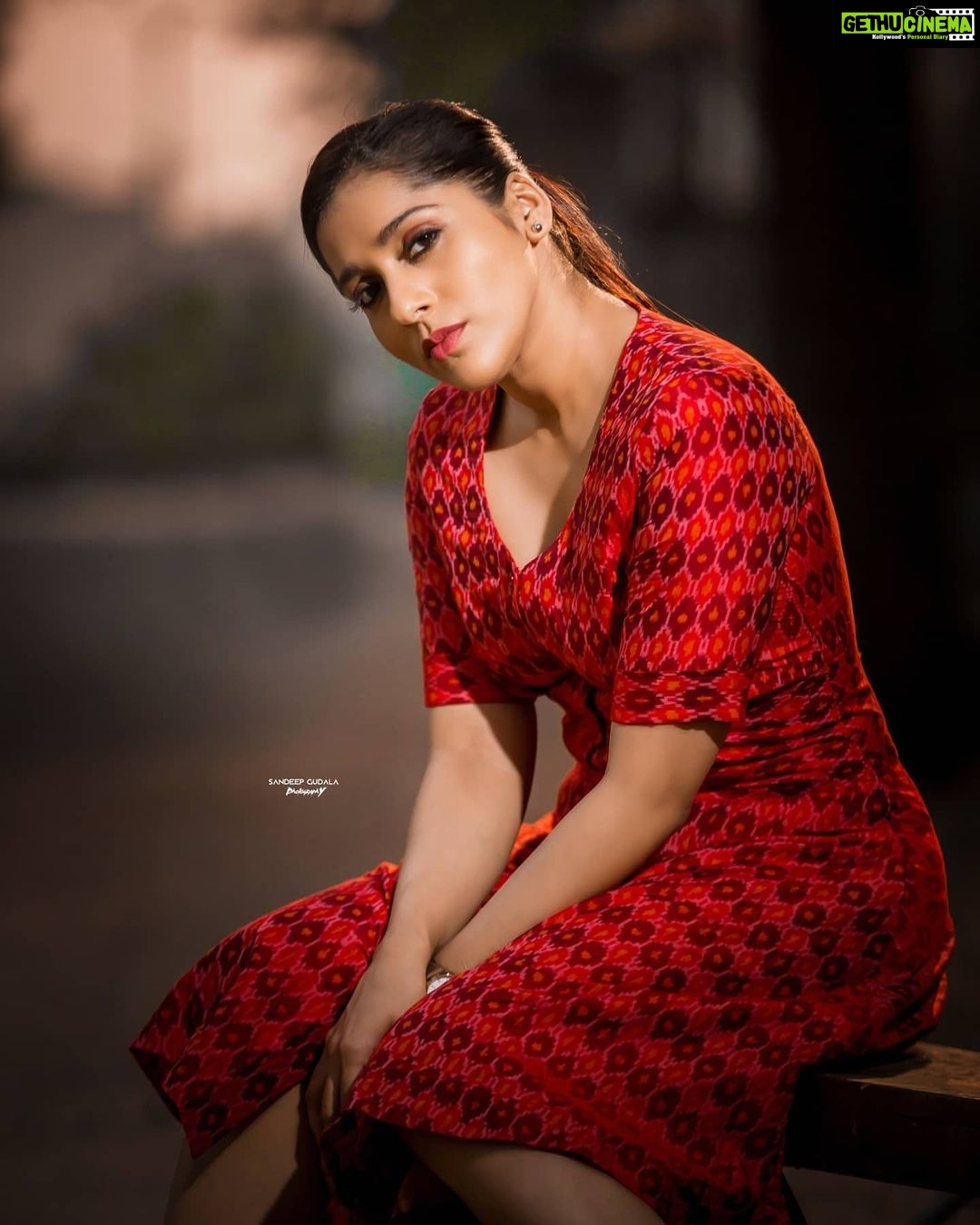 Rashmi Gautam Instagram - Outfit by @varahi_couture πππ
π P.c @sandeepgudalaphotography πΈπΈπΈ