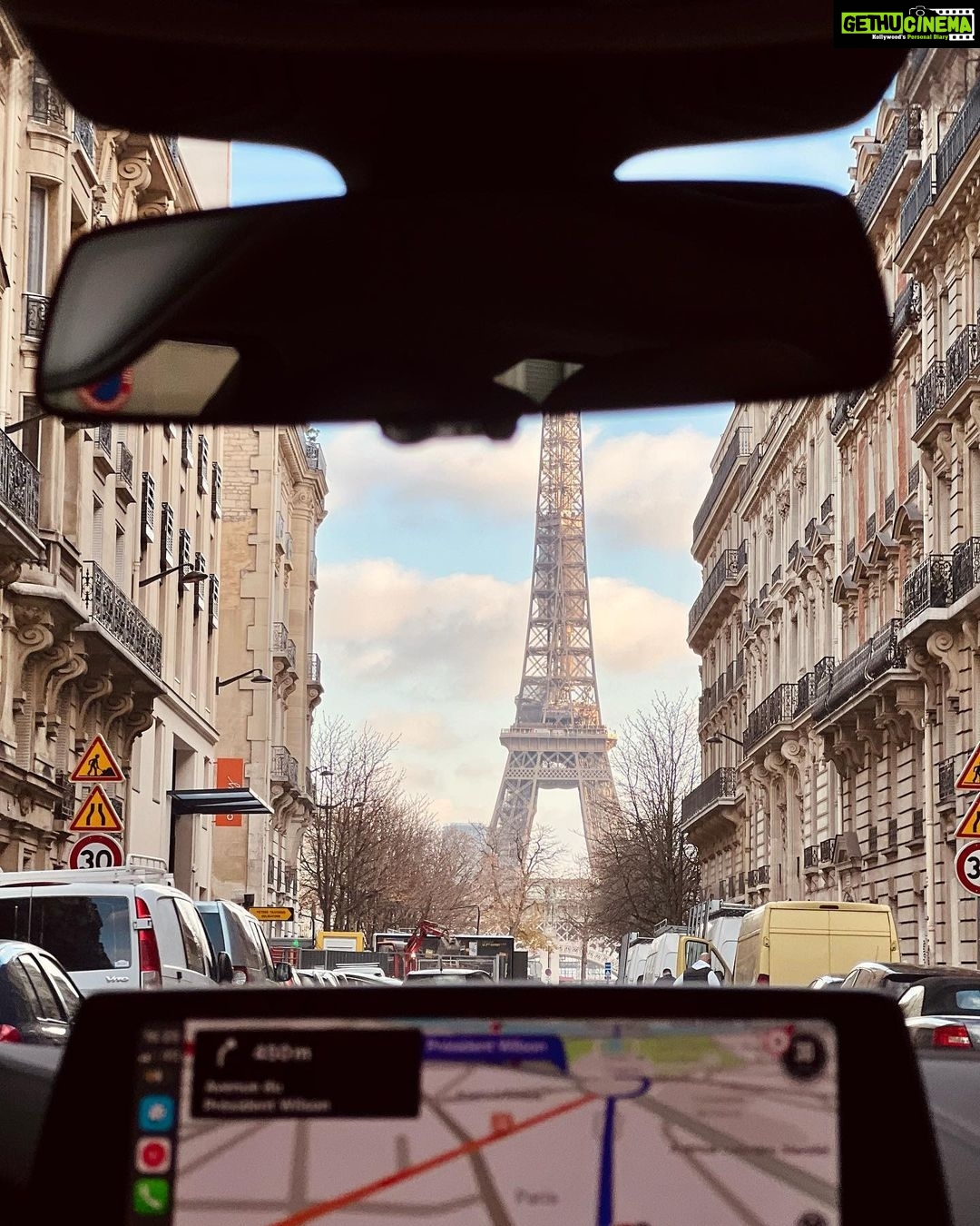 Rashmika Mandanna Instagram - 24/11/21. Dear diary- This is what my 1st day in Paris looked like. ๐ธ๐ Ps: I was thinking of doing a photo dump of my Paris trip rather than tell you by text what all had happened.. ๐ so here.. ๐ Paris Aรฉroport - Charles de Gaulle (CDG)
