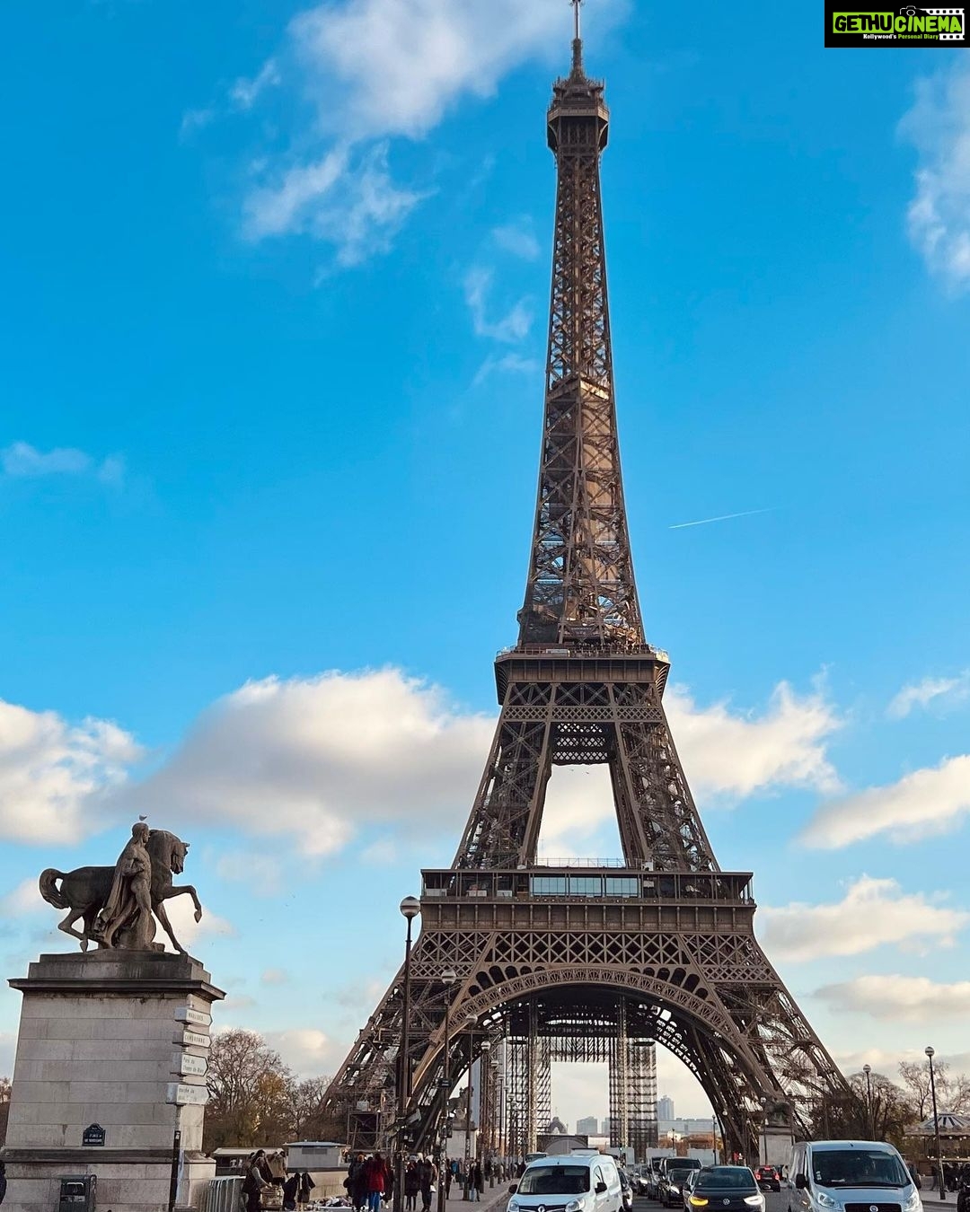 Rashmika Mandanna Instagram - 24/11/21. Dear diary- This is what my 1st day in Paris looked like. ๐ธ๐ Ps: I was thinking of doing a photo dump of my Paris trip rather than tell you by text what all had happened.. ๐ so here.. ๐ Paris Aรฉroport - Charles de Gaulle (CDG)