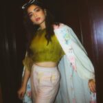 Rashmika Mandanna Instagram - You think you can walk through fire? What is fire for you? Is it comparison? Anxiety? Failing? Being flawed? What is your fire? And do you think you can walk through it? . . . . Yes! Yes you can.. Anybody can.. By 1- realising that you have this fire / the obstacle and then 2- patiently day by day, trying and walking through it.. and one day you’ll realise.. what was once your biggest fear isn’t you fear anymore.. I am saying this because this is what I’ve done for a few years now and this is what I am doing even today.. 🌸❤️ If it helps even a few of you I am happy! 😚 @mikedesir @rivieralynn @stacey.cardoz @samrat.02
