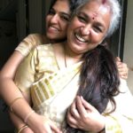 Raveena Ravi Instagram - Swipe swipe 🤣❤️ #mom 😘 #sreejaravi