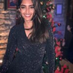 Reba Monica John Instagram - ‘Twas a very Merry Christmas ✨🎶🥂💕 #christmas2021 #frommyfamilytoyours