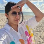 Reenu Mathews Instagram – Hey Sun, can you stop staring at me? 😄😄
.
.
#miamivibes #selfmusings #beachvibes #sunkissed 
#minivacay 
#instamood 
#reenumathews Miami Beach, Florida