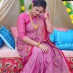 Rekha Krishnappa Instagram - This beautiful silk saree is north Karnataka style from @utpaladesigns ❤️ Browse into the page for lovely collection and beautiful designs . . sareecollections #sareedraping #sareestyle #sareelove #sareeindia #sareeonlineshopping #sareefashion #sareeaddict #sareelover Bangalore, India
