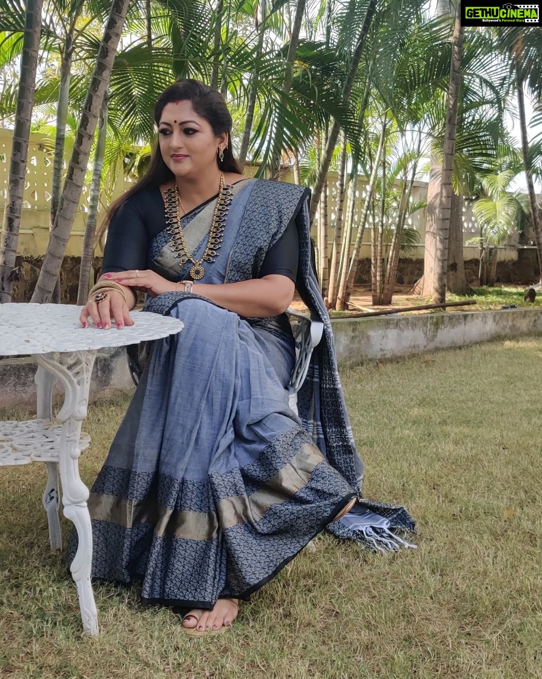 Rekha Krishnappa Instagram - Only Women can dress up from head to toe and look pretty with or without jewellery.... With jeweller, which matches the attire she looks fabulous.. Thank you so much for this lovely jewellery @lismafashionmadurai Browse into the page for more different and beautiful collection @lismafashionmadurai Thank you so much @ashas_womens_collection for this beautiful saree. In my favourite colour combination ❤️ . . sareecollections #sareedraping #sareestyle #sareelove #sareeindia #sareeonlineshopping #sareefashion #sareeaddict #sareelover onlinejewellery #jewlleryforwomen #jewellerydesign #jeweleryfashion #jewelrylover #jewelleryforeveryone #jewelryaddict Chennai, India