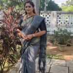 Rekha Krishnappa Instagram - Only Women can dress up from head to toe and look pretty with or without jewellery.... With jeweller, which matches the attire she looks fabulous.. Thank you so much for this lovely jewellery @lismafashionmadurai Browse into the page for more different and beautiful collection @lismafashionmadurai Thank you so much @ashas_womens_collection for this beautiful saree. In my favourite colour combination ❤️ . . sareecollections #sareedraping #sareestyle #sareelove #sareeindia #sareeonlineshopping #sareefashion #sareeaddict #sareelover onlinejewellery #jewlleryforwomen #jewellerydesign #jeweleryfashion #jewelrylover #jewelleryforeveryone #jewelryaddict Chennai, India