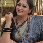 Rekha Krishnappa Instagram - Only Women can dress up from head to toe and look pretty with or without jewellery.... With jeweller, which matches the attire she looks fabulous.. Thank you so much for this lovely jewellery @lismafashionmadurai Browse into the page for more different and beautiful collection @lismafashionmadurai Thank you so much @ashas_womens_collection for this beautiful saree. In my favourite colour combination ❤️ . . sareecollections #sareedraping #sareestyle #sareelove #sareeindia #sareeonlineshopping #sareefashion #sareeaddict #sareelover onlinejewellery #jewlleryforwomen #jewellerydesign #jeweleryfashion #jewelrylover #jewelleryforeveryone #jewelryaddict Chennai, India