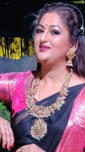 Rekha Krishnappa Instagram - Tried parama sundari🤪
@chennai_jazz  thank you so much for this beautiful look, ❤️
.
.
.
.
#reelsinstagram
#trendreels #reelsindia #reels