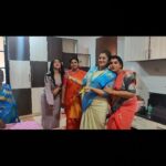 Rekha Krishnappa Instagram – Hitting the century 🤟 is not an easy task … What about a million 😱
@meerakrishnaofficial 
@_dharshhh 
@mercyleyal .
.
.
.

#100kfollowers #gayathri #mantra #madhavi #eshwari #chandrakala #aishwarya