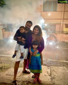 Reshmi Menon Instagram - Happy happy Diwali from us ❤️