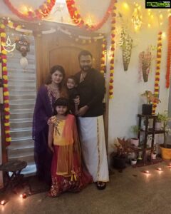Reshmi Menon Instagram - Happy happy Diwali from us ❤️