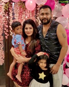 Reshmi Menon Instagram - 🧿I had a list of things I wanted to do before 30!! I’m not sure if I will ever complete that list but I’m so happy for this little world of mine. ❤️ Thankful for everyone who supports me and my lifeline of friends who take all my madness.  What will I ever do without all you idiots!! You know who you are 😜❤️

Thankyou to everyone who sent out their wishes. Super grateful and happy 😊