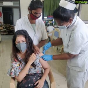 Reshmi Menon Instagram - Get your vaccination done. Register yourself wait for your slot and go get it done. This will be the only way to get this under control so please do it. If you have your doubts/ hesitation talk to doctors and get it solved but please get vaccinated.