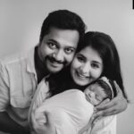 Reshmi Menon Instagram - This little tiny here turns 4 today 😍 How she taught us to be parents and still teaching us about all the little things in life. Can’t imagine how life would have been without you !!!Growing up too fast my baby girl you don’t fit into our arms anymore but taking up all the space in our hearts ❤️ PC - @mommyshotsbyamrita #mudhraturns4 #happybirthday #babygirl