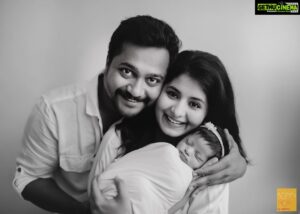 Reshmi Menon Instagram - This little tiny here turns 4 today 😍
How she taught us to be parents and still teaching us about all the little things in life. Can’t imagine how life would have been without you !!!Growing up too fast my baby girl you don’t fit into our arms anymore but taking up all the space in our hearts ❤️ 

PC - @mommyshotsbyamrita 

#mudhraturns4 #happybirthday #babygirl