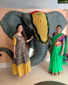 Richa Panai Instagram - Happy Onam to all my Malayali friends!🤎 #happyonam #festivalsofindia #richerish #ethniclook