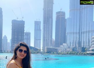 Richa Panai Instagram - Happy Easter!🌼🌼 . . . . . . . . . . . . . . #dubai #travellove #instagram #love #instagood #trending #follow #like #explore #explorepage #viral #instadaily #reel #followforfollowback #likeforlikes #memes #india #photography #fashion #music #reelitfeelit #foryou #reelsindia #bollywood #likes #picoftheday #video #happysunday #happyeaster Burj Khalifa