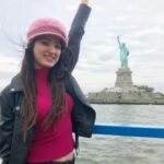 Richa Panai Instagram - Miss each day of this beautiful trip!🗽🖤. . . . . . . . . . . #nyc #newyork #bigapple #instagram #love #reelsinstagram #tiktok #instagood #trending #follow #like #explore #explorepage #viral #instadaily #reel #followforfollowback #likeforlikes #memes #india #photography #fashion #music #reelitfeelit #foryou #reelsindia #bollywood #likes #photooftheday #video NYC