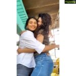 Ritika Singh Instagram – With my boooooooooo after forever!!! #booforlife