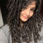 Ritika Singh Instagram - Kajal and lip balm squad where you at? 🙋🏻‍♀️ #nofilter #nofilterneeded #kajalforever