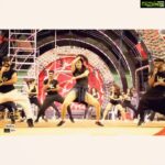 Ritika Singh Instagram - I absolutely love being on the stage 🤩 Here’s the rehearsal video. You can watch the performance on @zee_telugu tonight and tomorrow ❤️ #sneakpeak #rehearsal Hyderabad