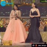 Ritika Singh Instagram - Thank you Zee 😊 #Repost @zee_telugu (@get_repost) ・・・ Congratulations #RitikaSingh for winning Best Find of the Year! #ZGA2017
