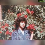 Ritika Singh Instagram - Happyyy birthday Maa 💕 My mother was my age in this picture! So pretty 😍 Slaying the frizz like a pro xD And she still looks so beautiful! Evergreen ho aap @mona_singh27 Sorry for always playing pranks on you but aap perfect bully material ho 😂 so me and @rohan__singh will bully you till the day we die 😋 Haha! I love youuu cutie and I want to look like you when I'm your age ❤️ #birthdaygirl #goals