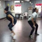 Ritika Singh Instagram – #throwback to our dance rehearsals for #jhallipatakha 
These steps never made it to the actual video but @mumtaz_sorcar and I had too much fun doing them 💃🏻
#saalakhadoos #irudhisuttru #lux #mathi