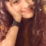Ritika Singh Instagram - I was missing my long hair so much today I made a reel out of it 🥺♥️ #throwback #longhairdays #curlsforlife #majormissing #curlygirl