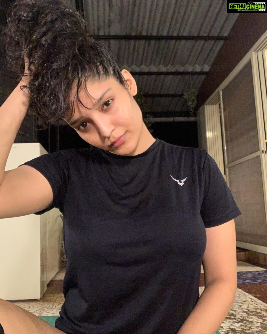 Ritika Singh Instagram - From the archives 🤸🏻‍♀️ #postworkoutglow